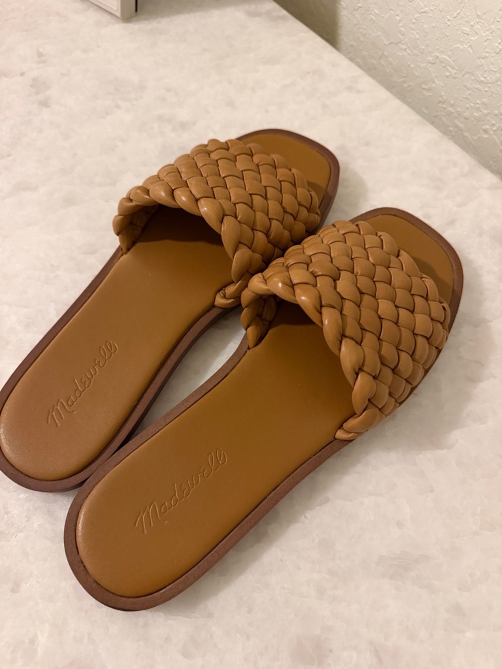 NWOB Madewell Puffy Woven Sandals - sz 8